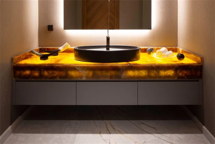 Luxury Bathroom Countertops