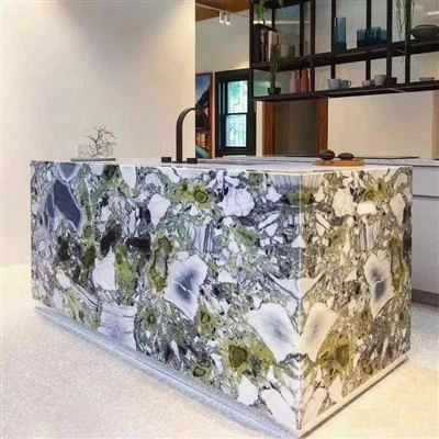 Dapur Dengan Countertop Marmar Hijau